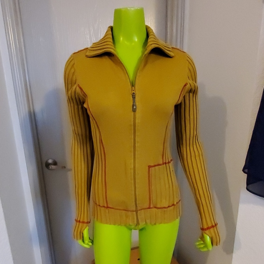 Athleta brand ladies workout sweater size M